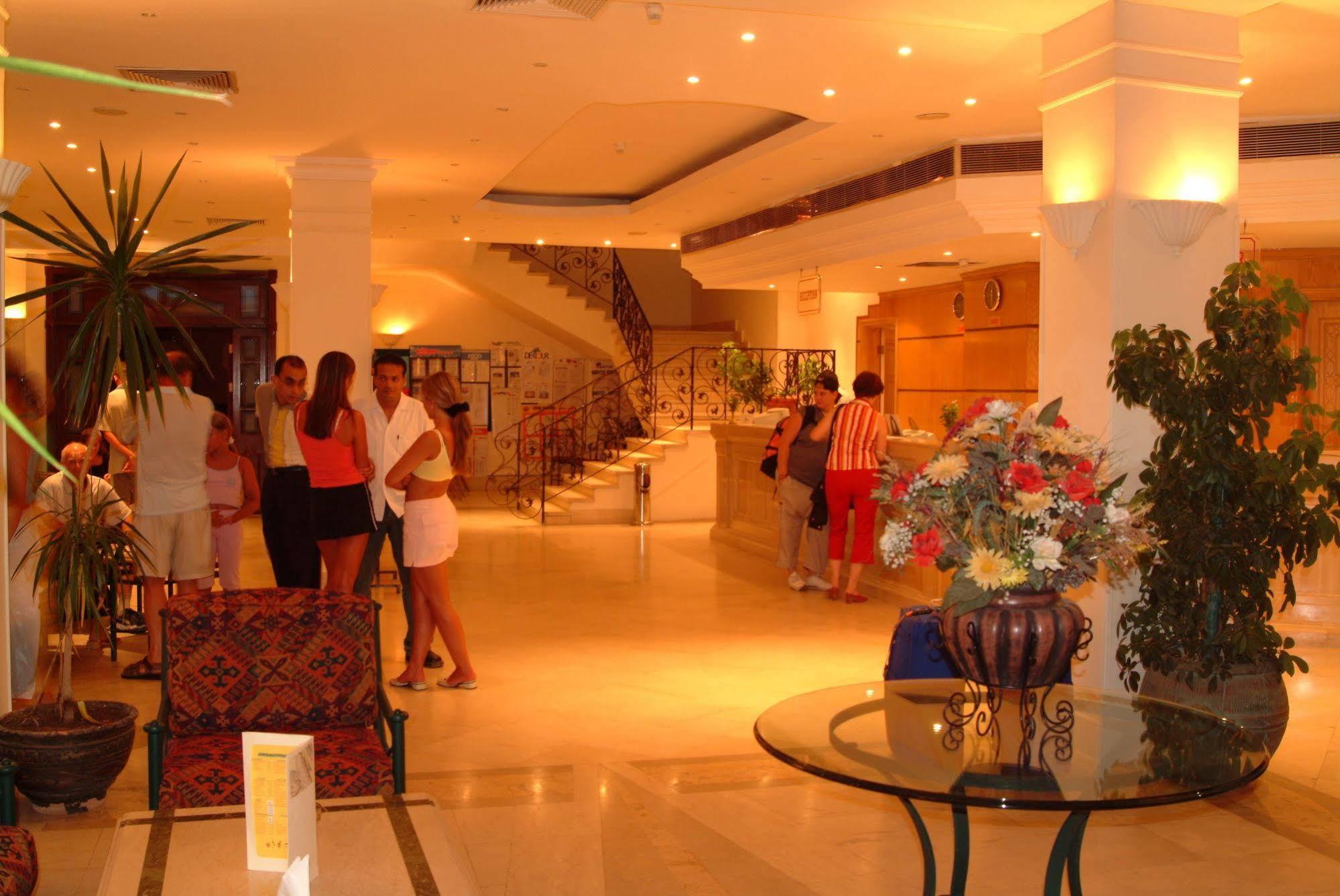 Bella Vista Resort Hurghada Families And Couples Only Екстериор снимка